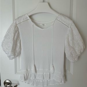 Maurices White Top Size Small
